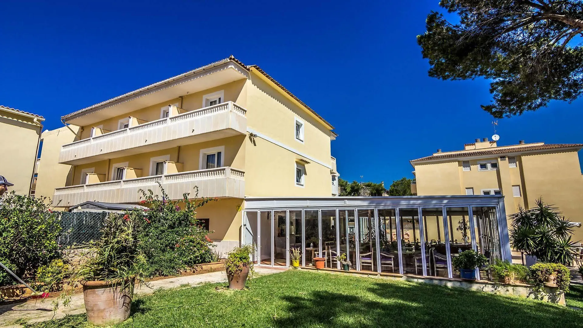 Bluewater Hotel Colonia de Sant Jordi 3*,  Spain